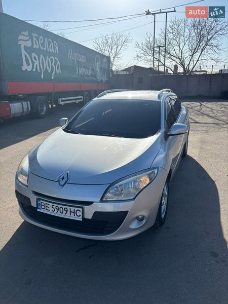 Универсал Renault Megane 2011 в Николаеве Универсал Renault Megane 2011 в Николаеве
