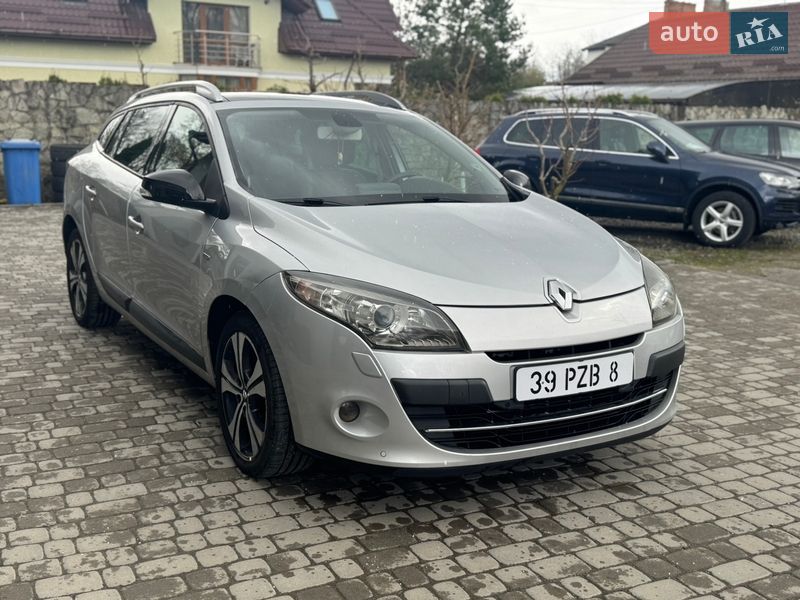 Универсал Renault Megane 2011 в Староконстантинове