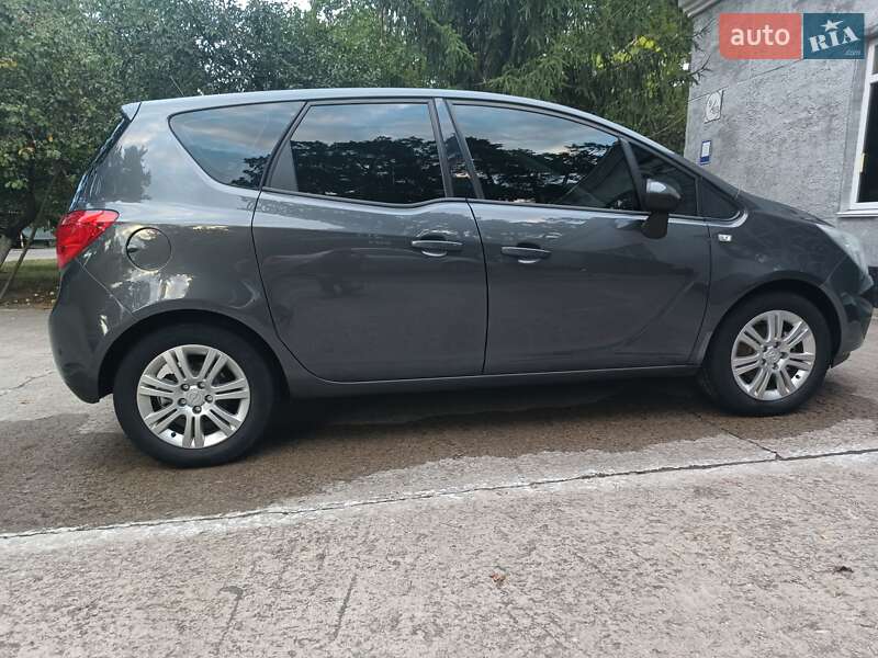 Микровэн Opel Meriva 2011 в Житомире