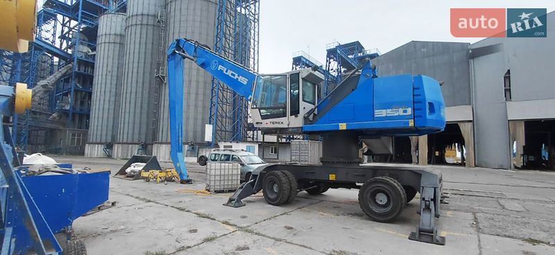 Колесный экскаватор Fuchs MHL-350 2012 в Одессе