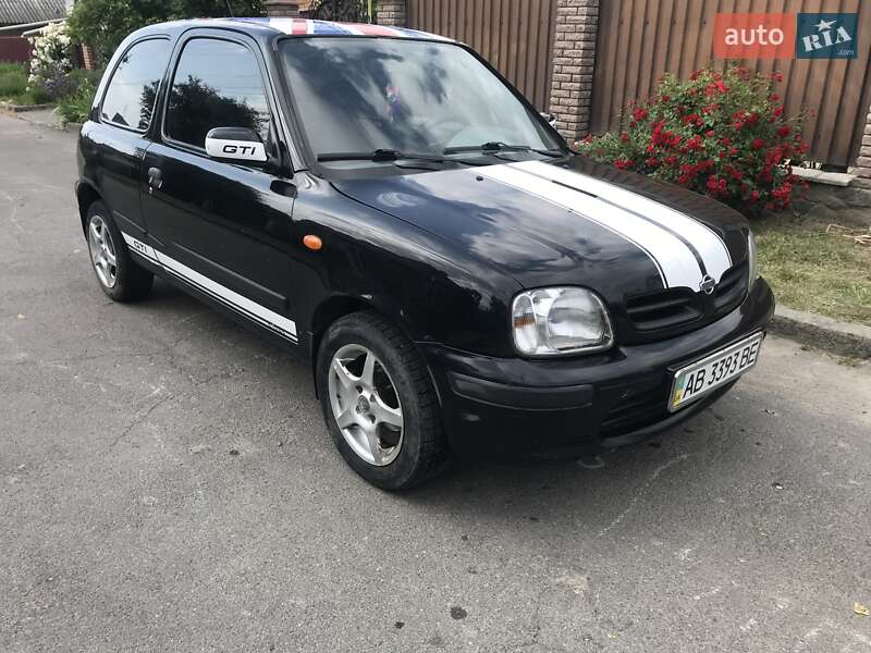 Хэтчбек Nissan Micra 1999 в Баре Хэтчбек Nissan Micra 1999 в Баре