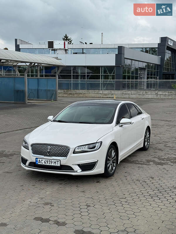 Седан Lincoln MKZ 2016 в Луцке