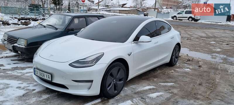 Седан Tesla Model 3 2019 в Хмельницком