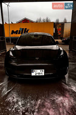 Седан Tesla Model 3 2023 в Гребенке Седан Tesla Model 3 2023 в Гребенке