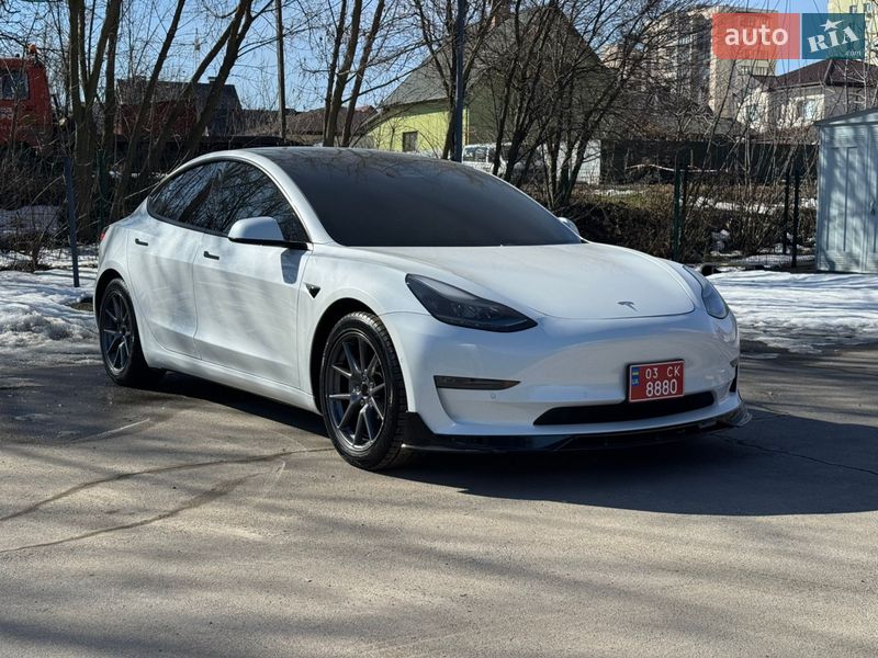 Седан Tesla Model 3 2021 в Каменец-Подольском