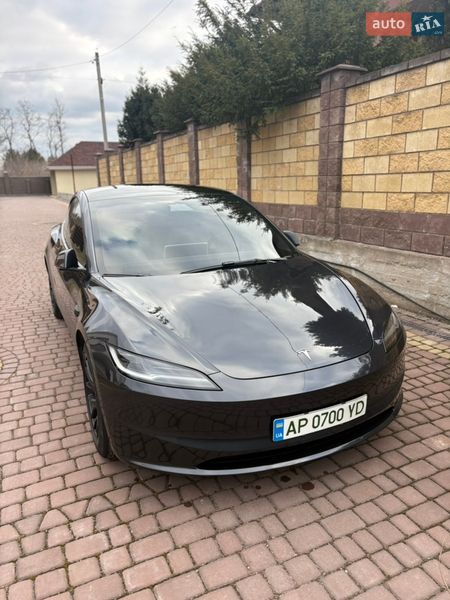 Седан Tesla Model 3 2024 в Запорожье
