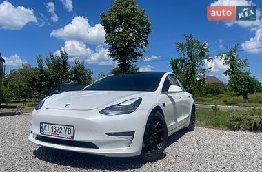 Седан Tesla Model 3 2019 в Переяславе