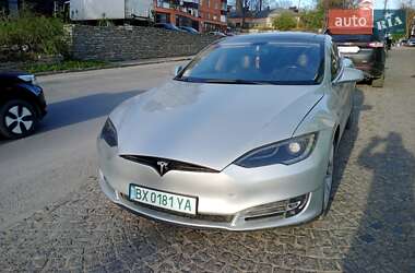 Ліфтбек Tesla Model S 2013 в Кам'янець-Подільському