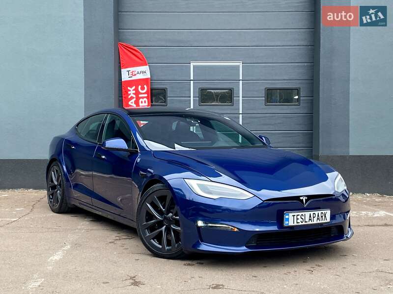 Лифтбек Tesla Model S 2021 в Киеве