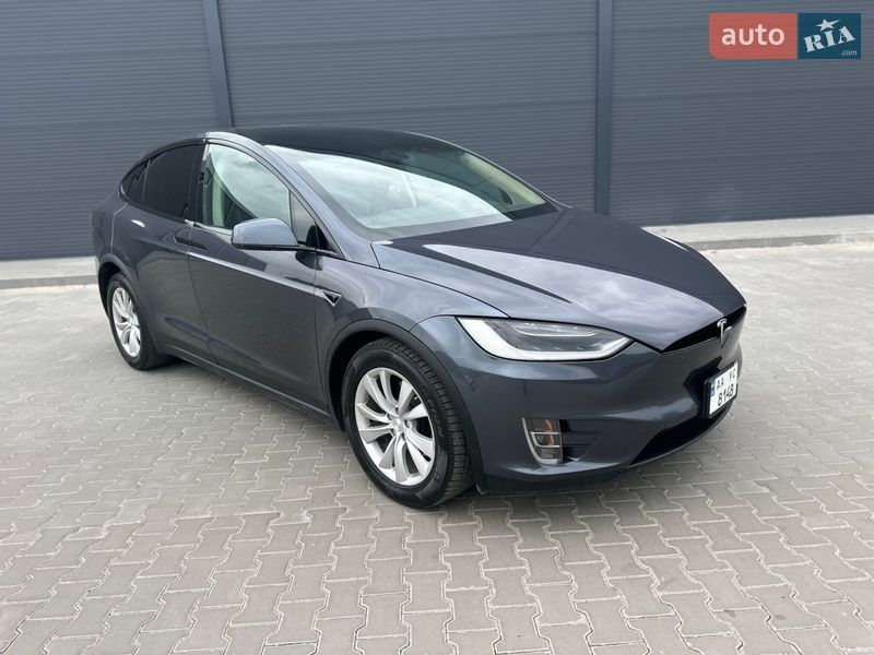 Позашляховик / Кросовер Tesla Model X 2016 в Білій Церкві