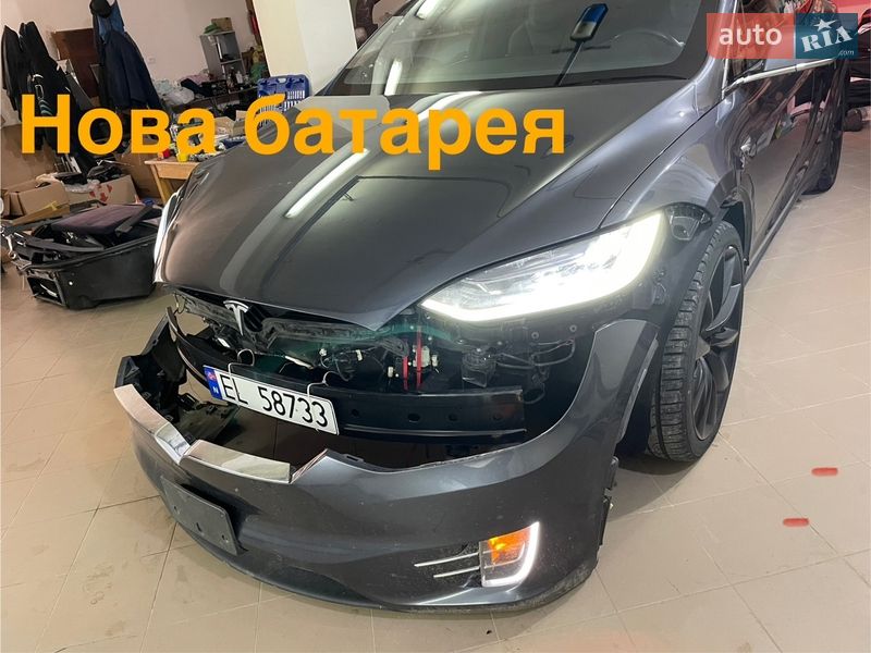 Позашляховик / Кросовер Tesla Model X 2018 в Бродах Позашляховик / Кросовер Tesla Model X 2018 в Бродах
