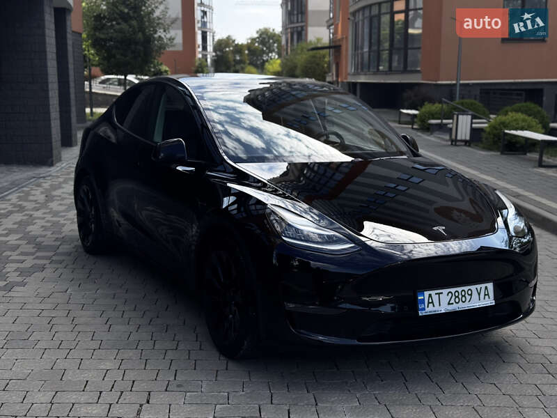 Позашляховик / Кросовер Tesla Model Y 2020 в Івано-Франківську