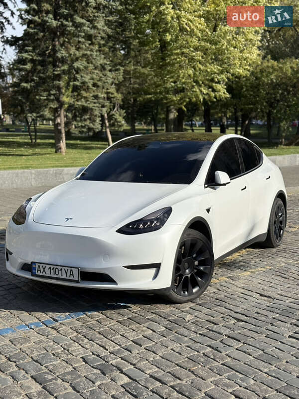 Позашляховик / Кросовер Tesla Model Y 2022 в Харкові Позашляховик / Кросовер Tesla Model Y 2022 в Харкові