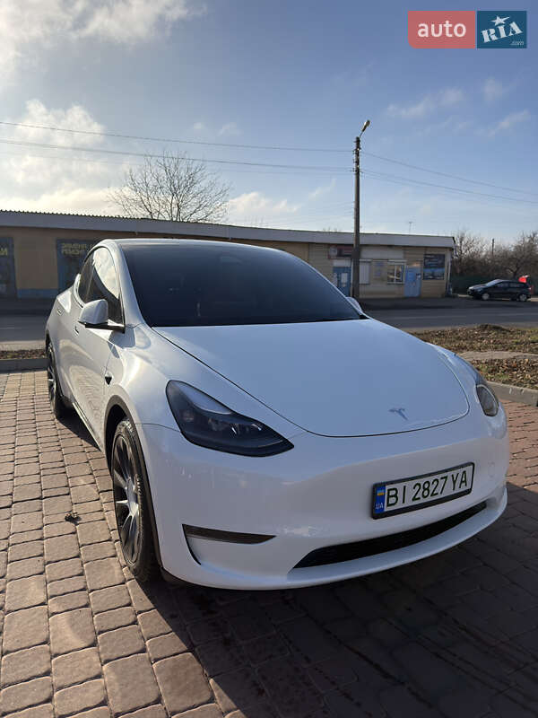 Позашляховик / Кросовер Tesla Model Y 2023 в Полтаві Позашляховик / Кросовер Tesla Model Y 2023 в Полтаві