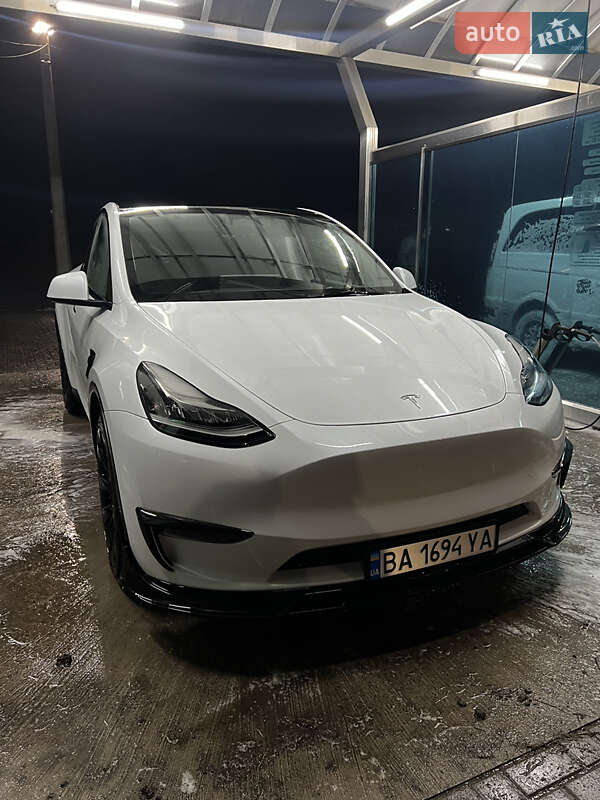Внедорожник / Кроссовер Tesla Model Y 2023 в Кропивницком