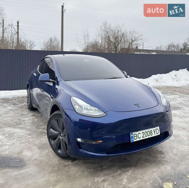 Внедорожник / Кроссовер Tesla Model Y 2024 в Дрогобыче