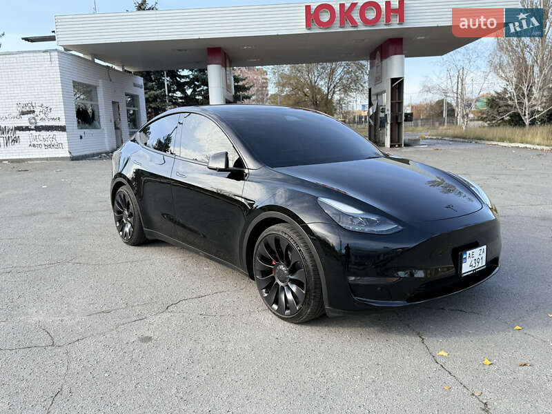 Внедорожник / Кроссовер Tesla Model Y 2022 в Днепре Внедорожник / Кроссовер Tesla Model Y 2022 в Днепре