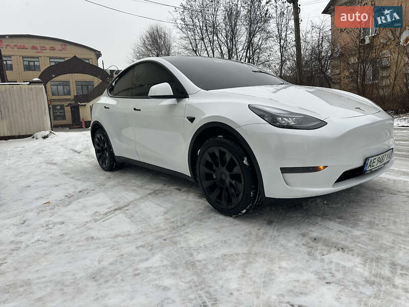 Внедорожник / Кроссовер Tesla Model Y 2024 в Днепре Внедорожник / Кроссовер Tesla Model Y 2024 в Днепре