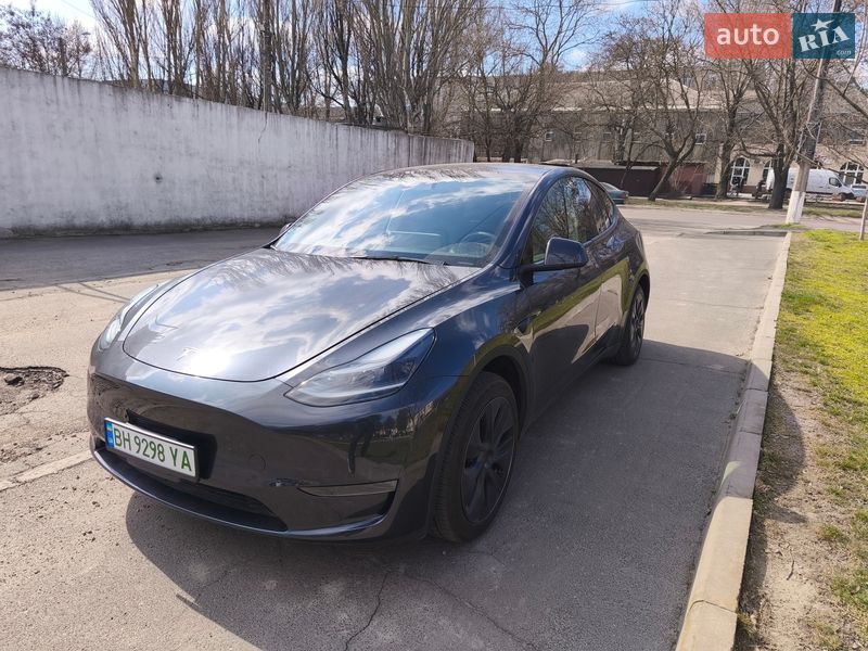 Внедорожник / Кроссовер Tesla Model Y 2024 в Одессе
