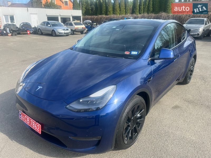 Позашляховик / Кросовер Tesla Model Y 2022 в Києві
