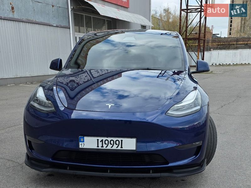 Позашляховик / Кросовер Tesla Model Y 2023 в Полтаві