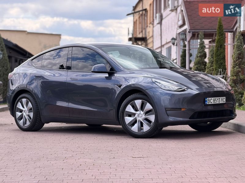 Позашляховик / Кросовер Tesla Model Y 2022 в Стрию