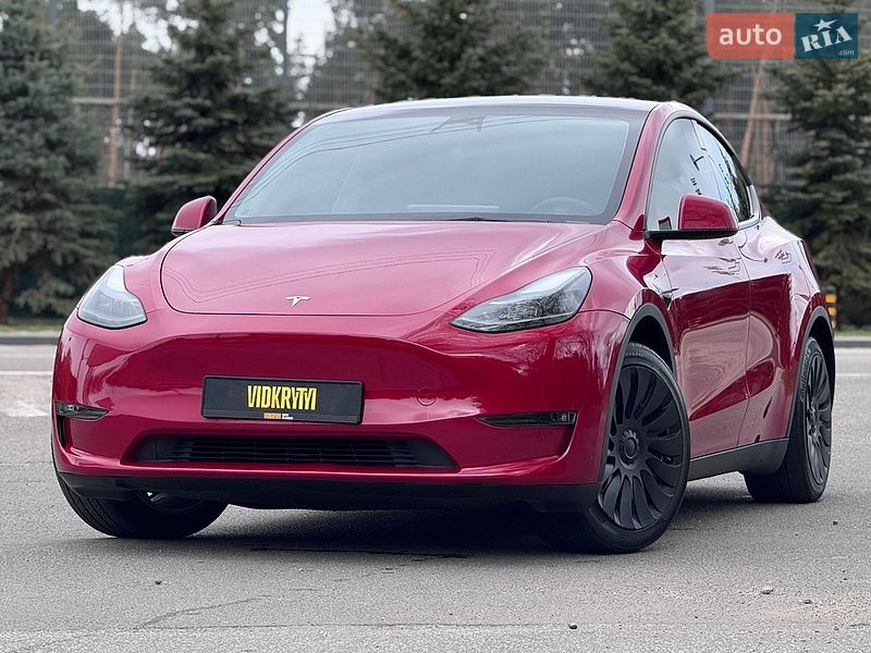 Внедорожник / Кроссовер Tesla Model Y 2023 в Киеве