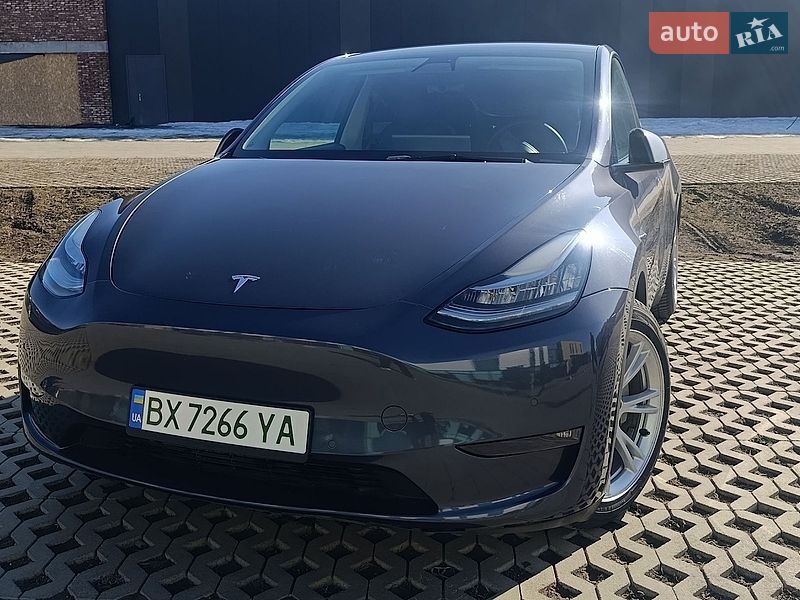 Позашляховик / Кросовер Tesla Model Y 2022 в Хмельницькому