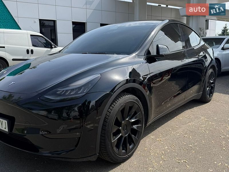 Внедорожник / Кроссовер Tesla Model Y 2020 в Киеве