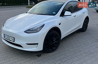 Внедорожник / Кроссовер Tesla Model Y 2021 в Хмельницком