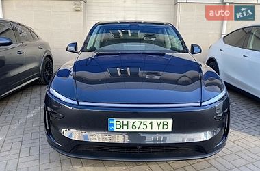 Внедорожник / Кроссовер Tesla Model Y 2025 в Рени