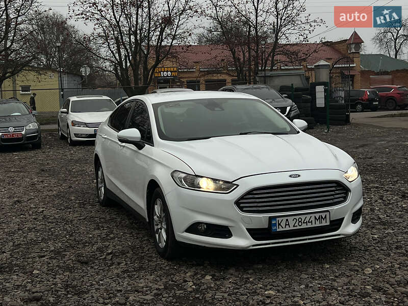 Лифтбек Ford Mondeo 2017 в Полтаве Лифтбек Ford Mondeo 2017 в Полтаве