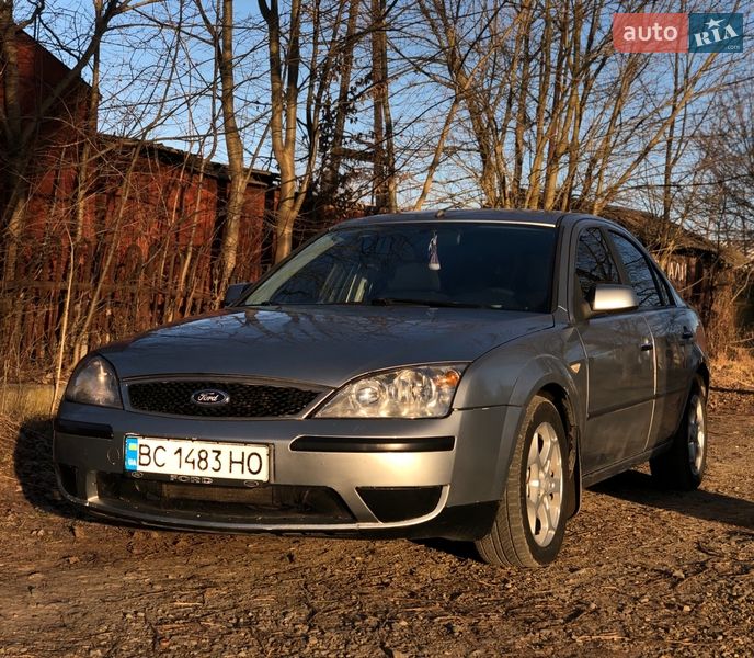 Лифтбек Ford Mondeo 2004 в Новом Роздоле