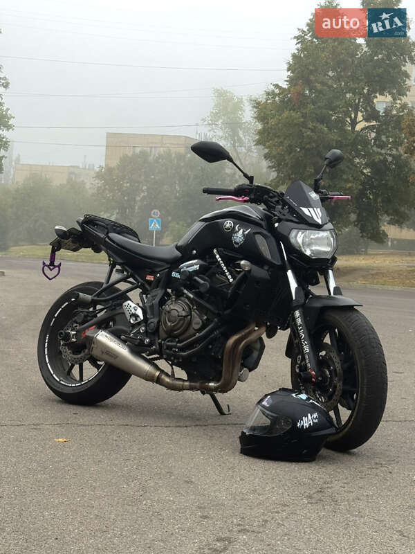 Мотоцикл Без обтекателей (Naked bike) Yamaha MT-07 2019 в Никополе Мотоцикл Без обтекателей (Naked bike) Yamaha MT-07 2019 в Никополе