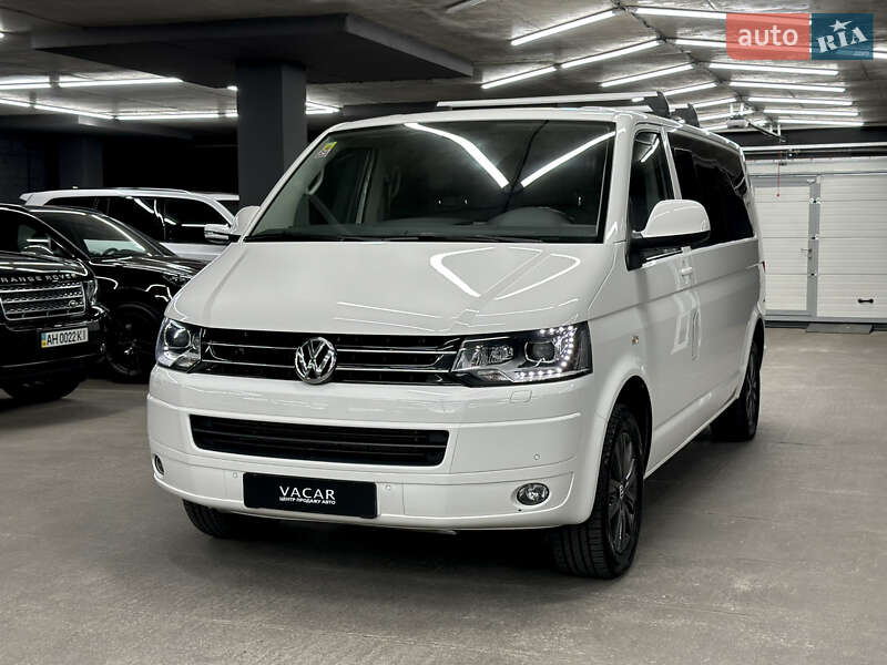Минивэн Volkswagen Multivan 2015 в Харькове