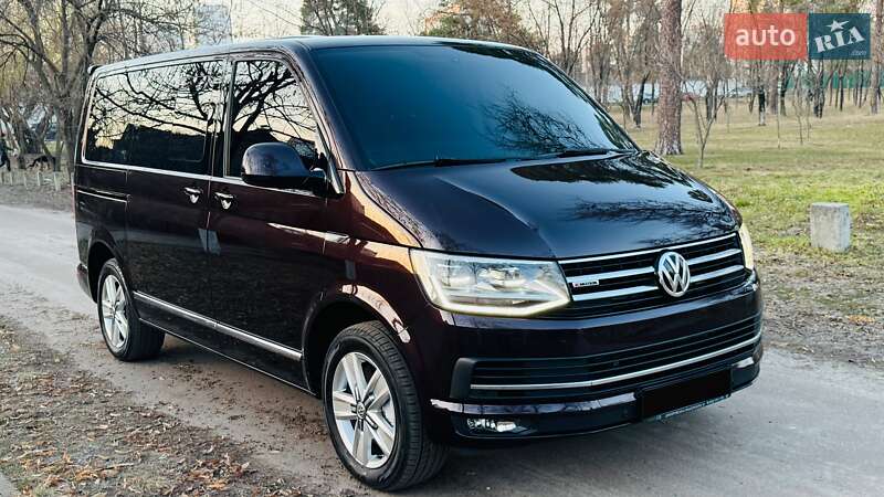 Мінівен Volkswagen Multivan 2016 в Києві