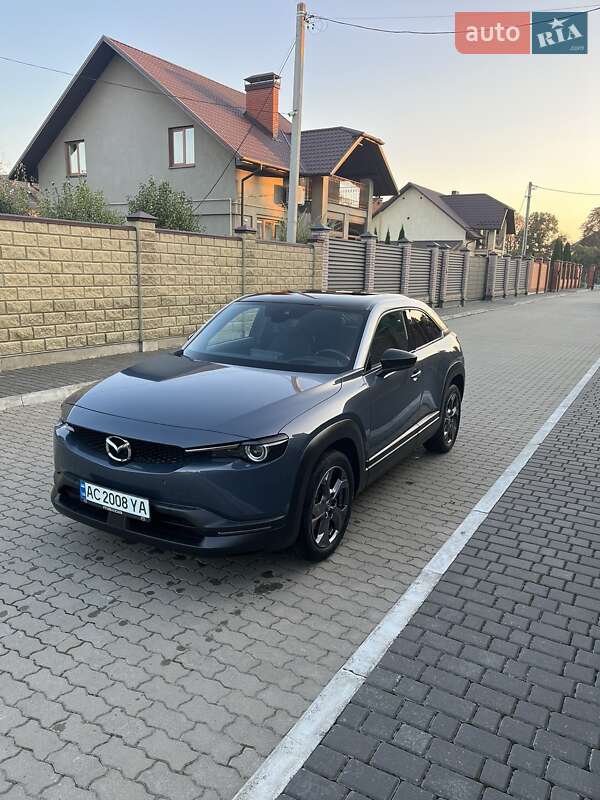 Позашляховик / Кросовер Mazda MX-30 2020 в Володимирі