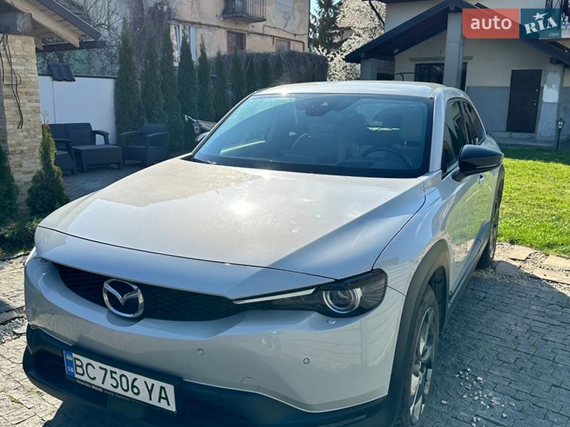 Позашляховик / Кросовер Mazda MX-30 2020 в Львові