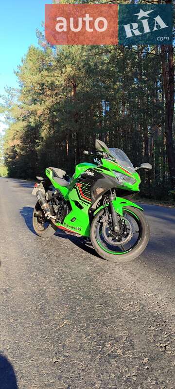 Спортбайк Kawasaki Ninja 400 2022 в Белогородке