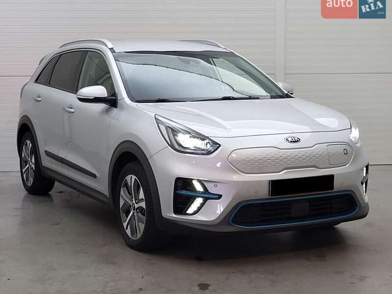 Внедорожник / Кроссовер Kia Niro 2020 в Хмельницком