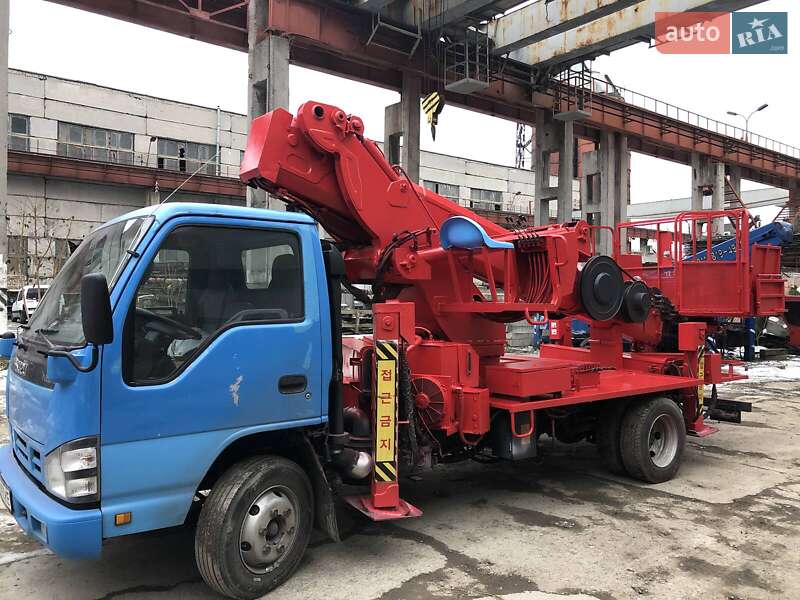 Автовышка Isuzu NQR 2008 в Одессе