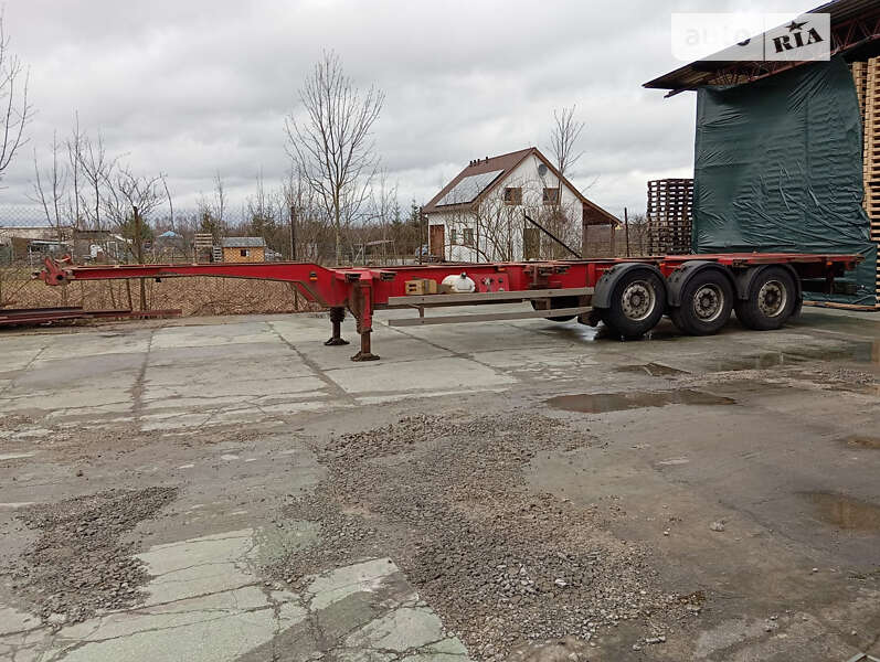 Контейнеровоз напівпричіп Jamnil NW 2007 в Вараші Контейнеровоз напівпричіп Jamnil NW 2007 в Вараші