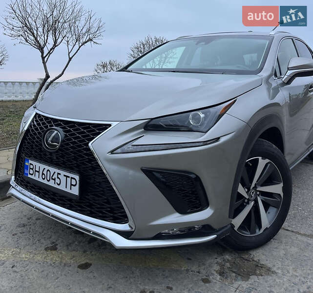 Внедорожник / Кроссовер Lexus NX 2017 в Одессе