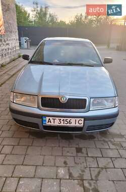 Лифтбек Skoda Octavia 2004 в Тлумаче