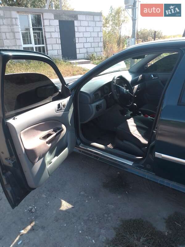 Лифтбек Skoda Octavia 1998 в Броварах