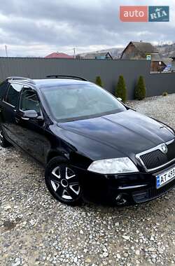 Универсал Skoda Octavia 2006 в Лазещине