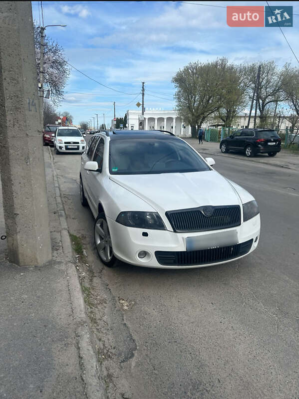 Универсал Skoda Octavia 2008 в Виноградове