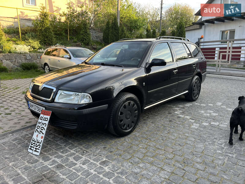 Універсал Skoda Octavia 2008 в Звягелі