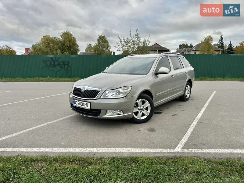 Універсал Skoda Octavia 2012 в Івано-Франківську