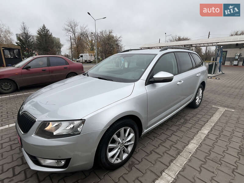 Универсал Skoda Octavia 2015 в Кривом Роге
